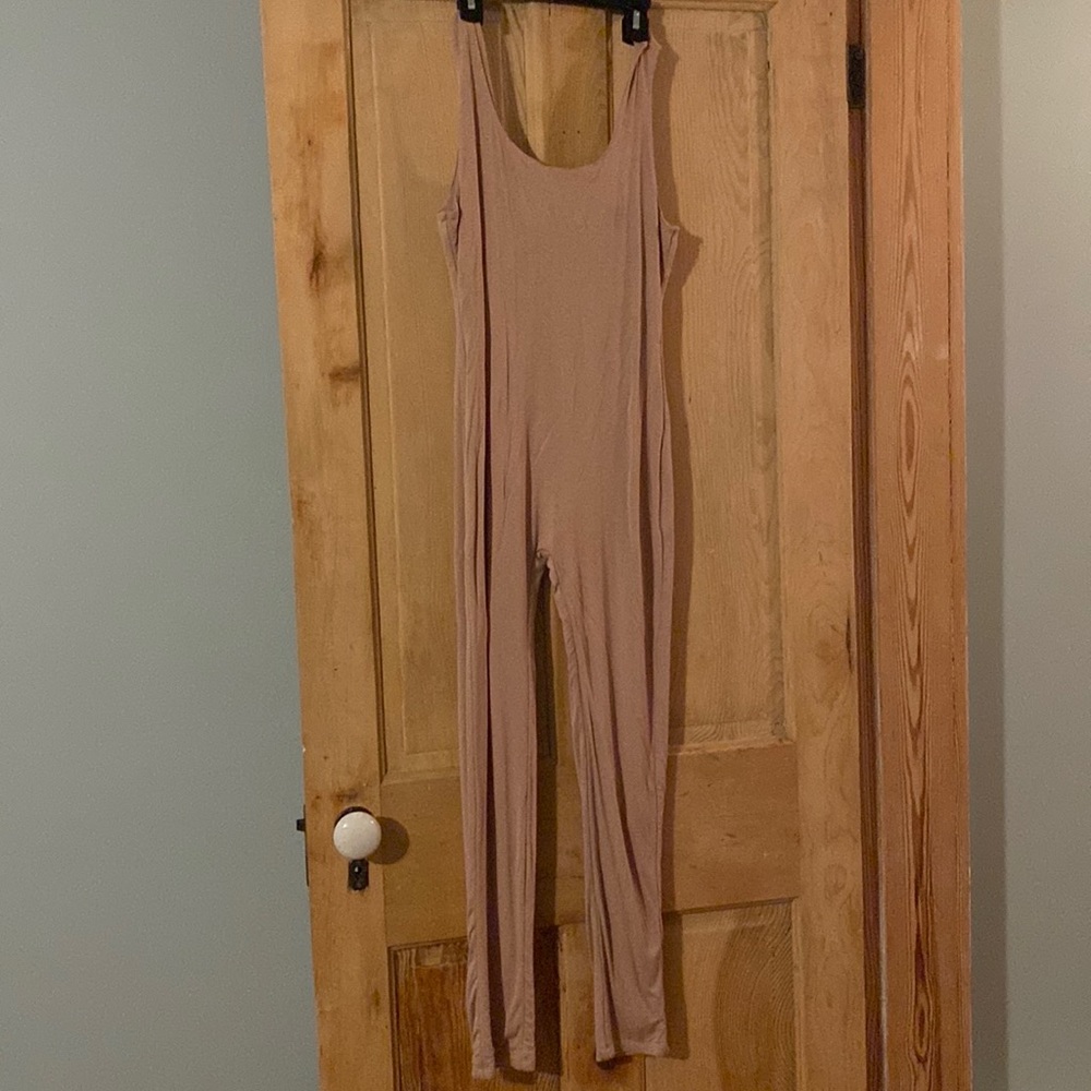Tan jumper, size large